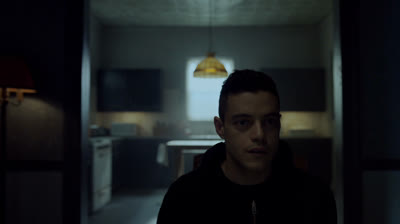 Mr. Robot // Temporada 2 - 1. «eps2.0_desenm4scarar-pt1.tc» // Español Latino