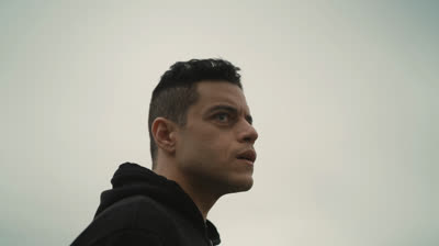 Mr. Robot // Temporada 4 - 12. «quiénsoyyo» // Español Latino