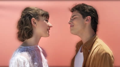 Heidi Bienvenida Al Show (Simplemente Esto)