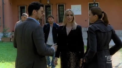 Distretto di Polizia 09x18 i soldi e le donne