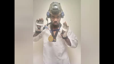 My first ever taekwondo Sparring championship tournament! I Captured GOLD